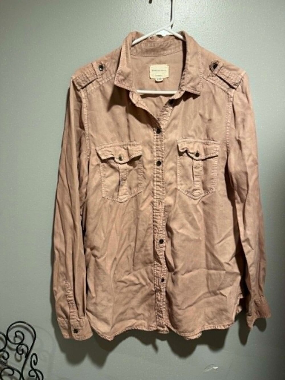 American Eagle Boyfriend Button Down Medium